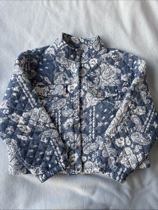 Mexx Jackets & Blazers - Mexx Blue & White Quilted Paisley Jacket